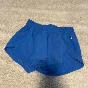 Lululemon tracker shorts